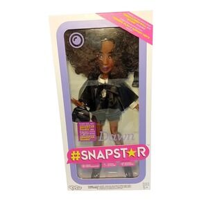 BNIB NRFB 2018 Yulu #Snapstar Dawn Doll African American Selfie Model Doll 9"